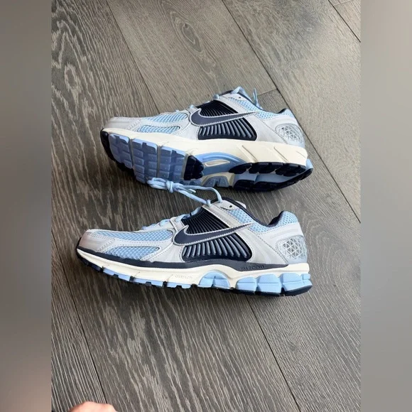 Nike Zoom Vomero 5 in Psychic Blue - Picture 9 of 11